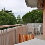 One-bedroom Flat With Balcony And Ac 公寓 比比翁