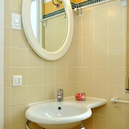 One-bedroom With Balcony And Ac * Bibione