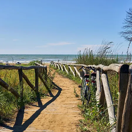 One-bedroom With Balcony And Ac * Bibione