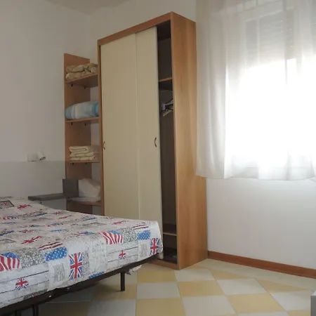 One-bedroom Flat With Balcony And Ac Appartamento Bibione